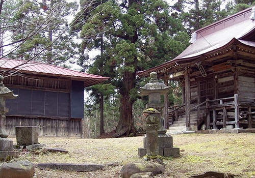 7区新山神社