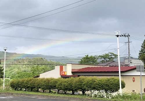 交流センターから虹が見えました