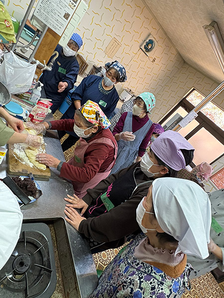料理部お彼岸饅頭作り